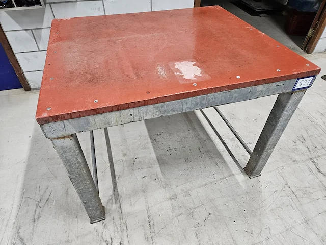 Nn table - afbeelding 2 van  4