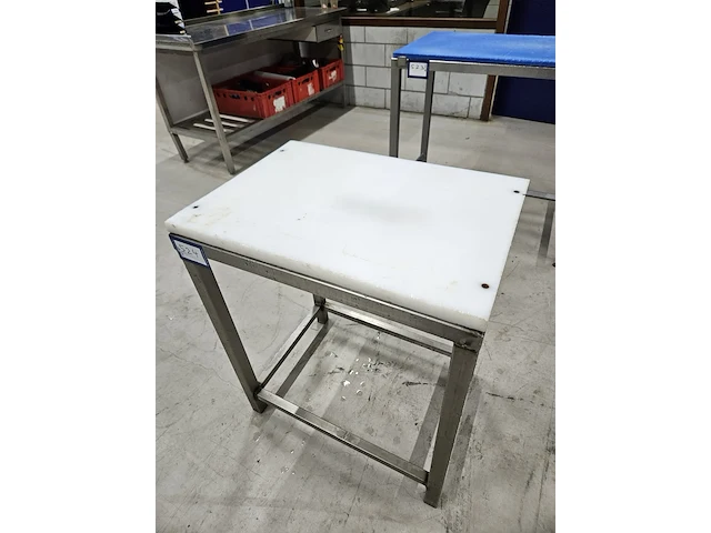 Nn table - afbeelding 1 van  4