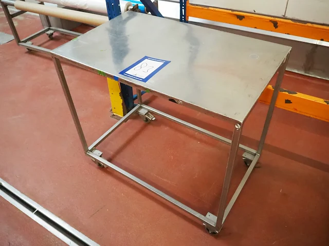 Nn table - afbeelding 1 van  3