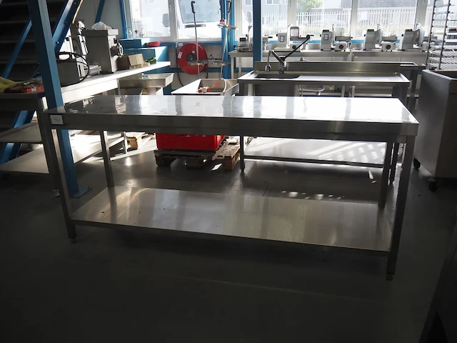 Nn table - afbeelding 2 van  5