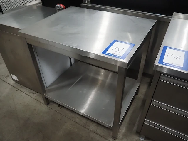 Nn table - afbeelding 1 van  4