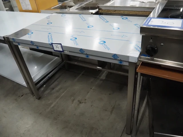 Nn table - afbeelding 1 van  4