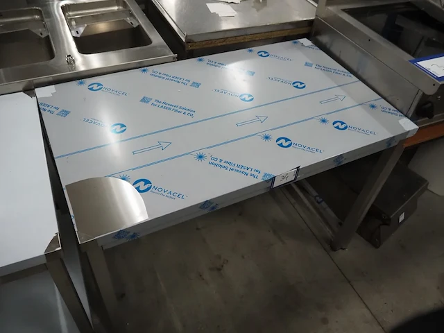 Nn table - afbeelding 3 van  4