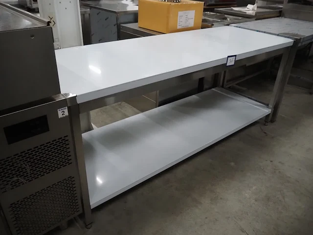 Nn table - afbeelding 2 van  4
