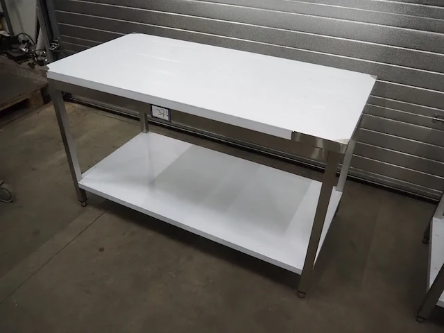 Nn table - afbeelding 1 van  4