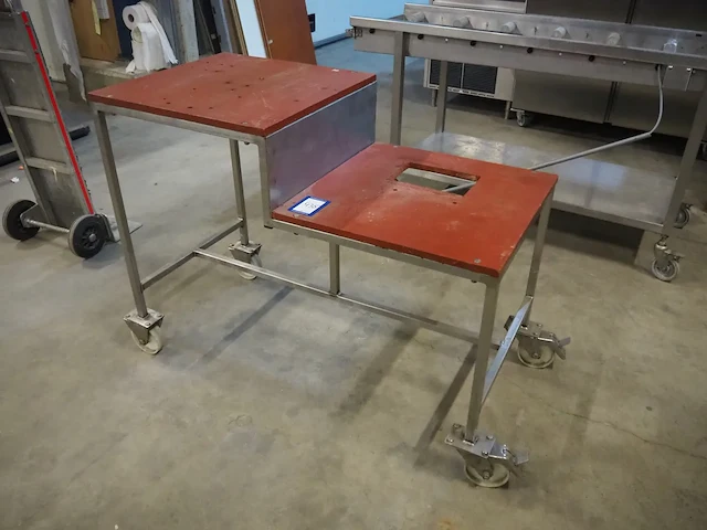 Nn table - afbeelding 1 van  3