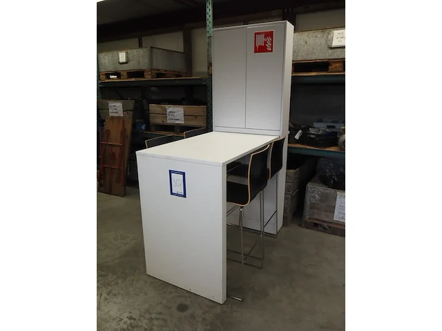 Nn table - afbeelding 1 van  6