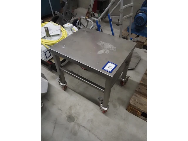 Nn table - afbeelding 1 van  5