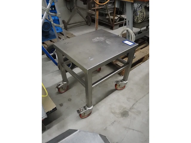 Nn table - afbeelding 2 van  5