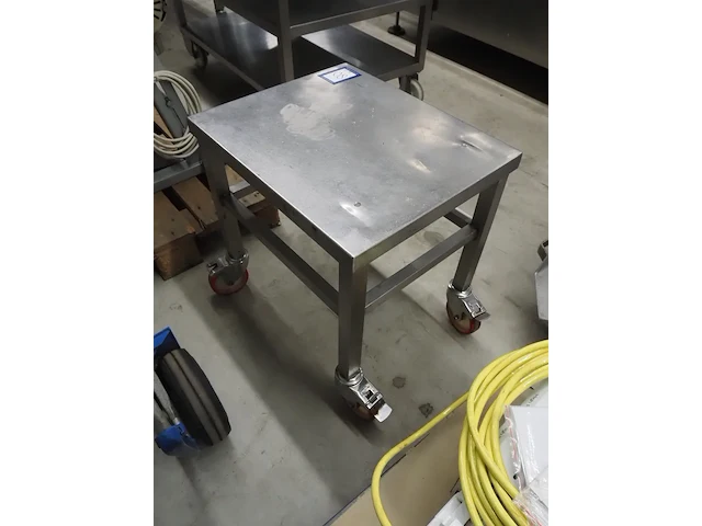 Nn table - afbeelding 3 van  5