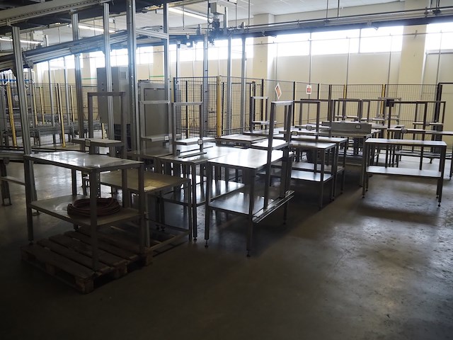 Nn tables - afbeelding 1 van  9