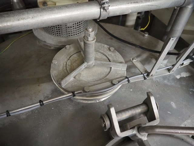 Nn tank - afbeelding 16 van  18