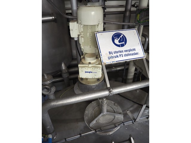 Nn tank - afbeelding 17 van  18