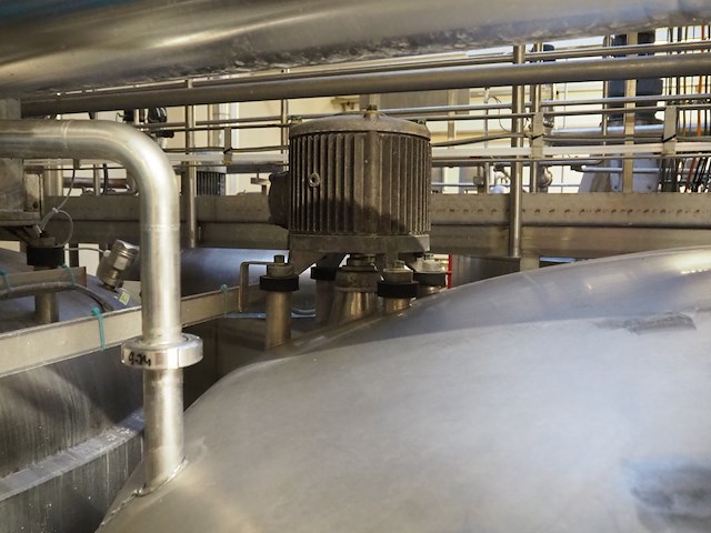 Nn tank - afbeelding 3 van  8