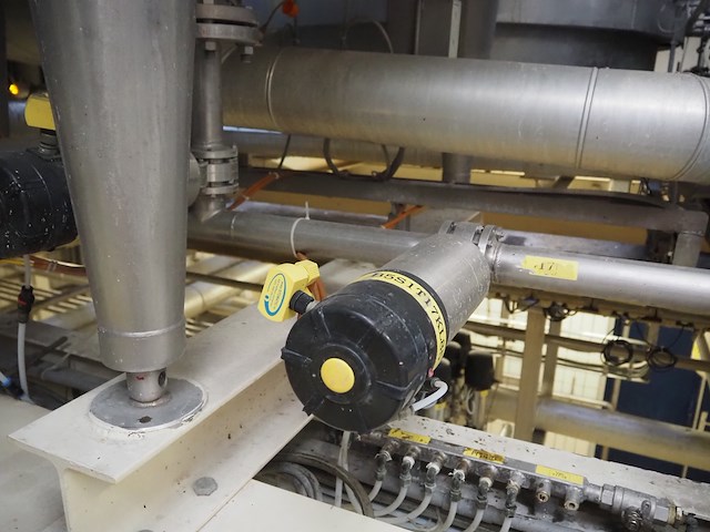 Nn tank - afbeelding 4 van  13