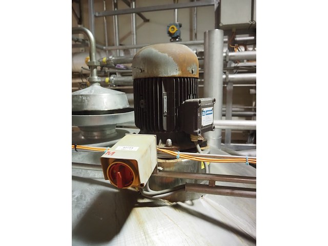 Nn tank - afbeelding 10 van  11