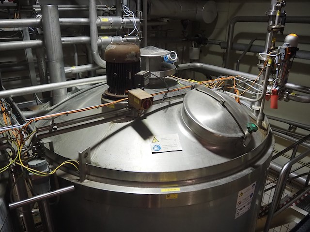 Nn tank - afbeelding 4 van  10