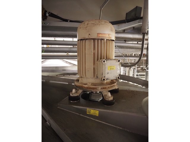 Nn tank - afbeelding 5 van  9