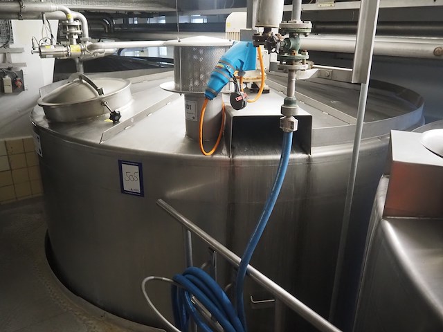 Nn tank - afbeelding 1 van  10