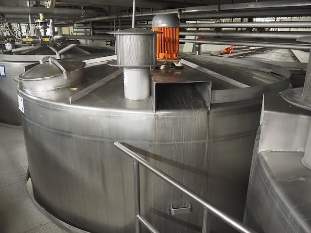 Nn tank - afbeelding 4 van  11