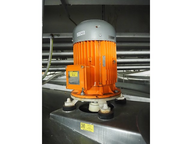 Nn tank - afbeelding 7 van  11