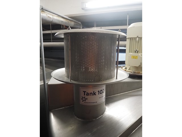 Nn tank - afbeelding 5 van  10