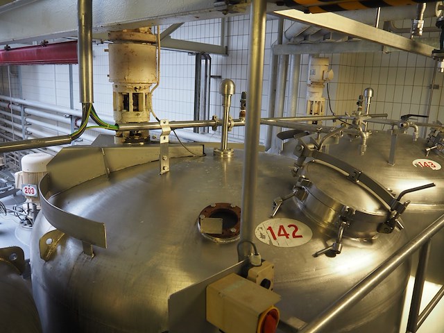 Nn tank - afbeelding 4 van  4