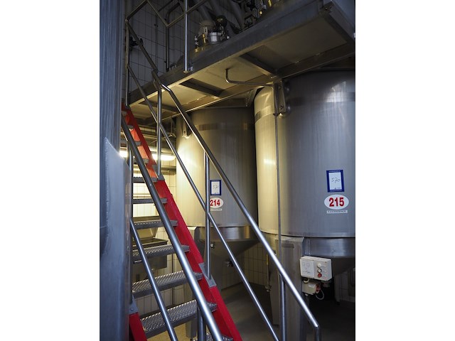 Nn tank - afbeelding 1 van  5