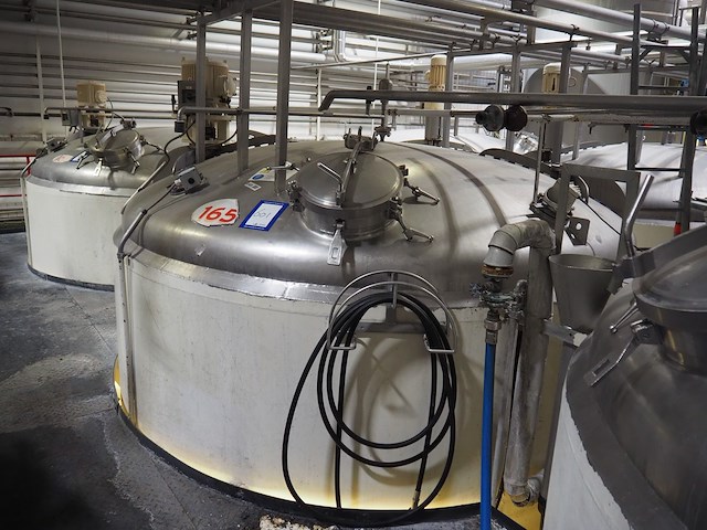 Nn tank - afbeelding 1 van  6