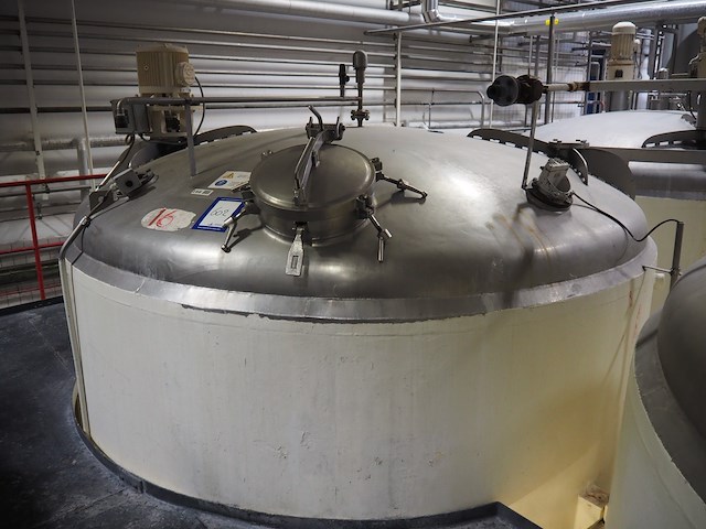 Nn tank - afbeelding 1 van  6