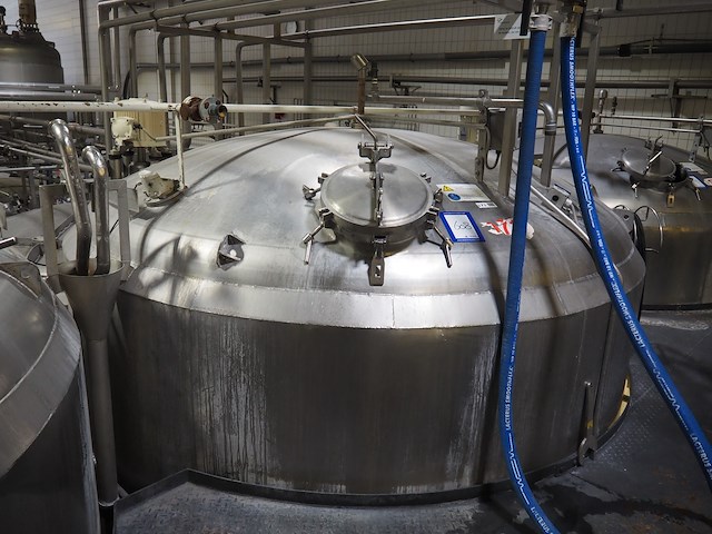 Nn tank - afbeelding 1 van  6