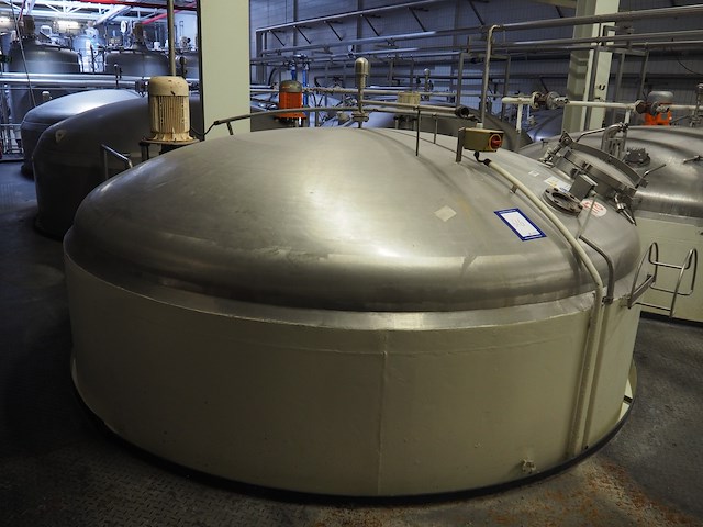 Nn tank - afbeelding 1 van  6