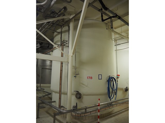 Nn tank - afbeelding 5 van  6