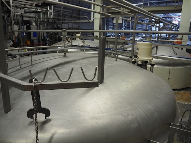 Nn tank - afbeelding 4 van  6