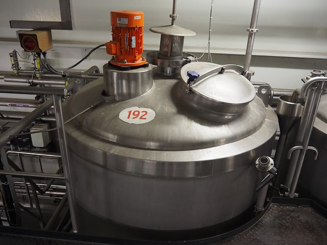 Nn tank - afbeelding 3 van  5