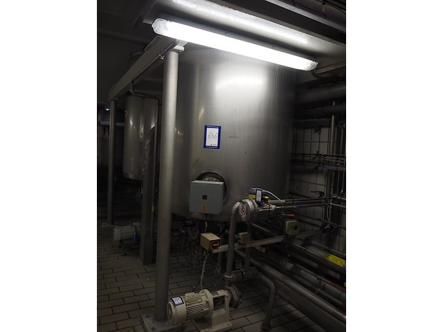 Nn tank - afbeelding 1 van  3