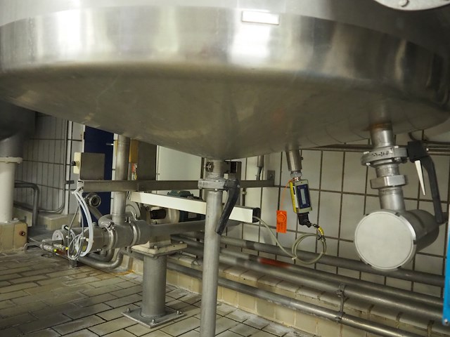 Nn tank - afbeelding 3 van  3