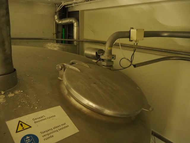 Nn tank - afbeelding 2 van  4