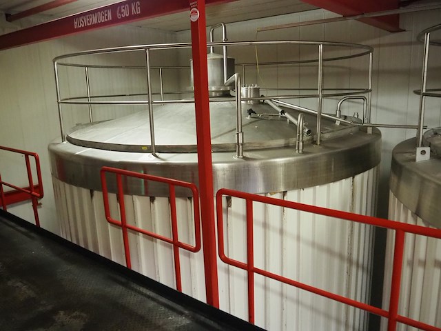 Nn tank - afbeelding 1 van  8