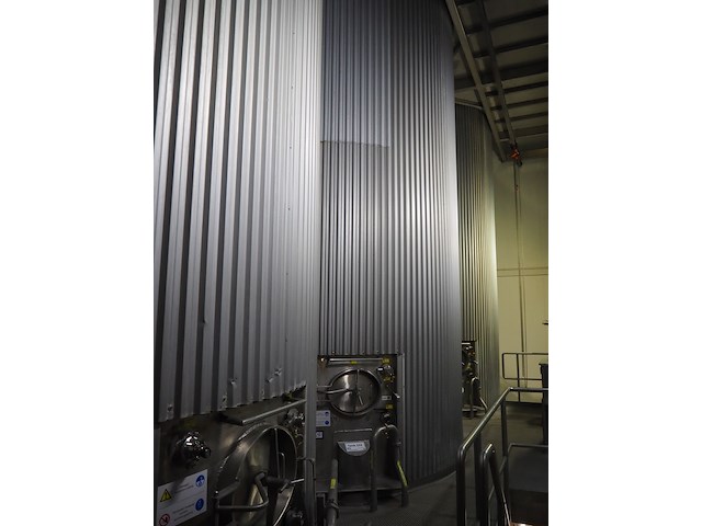 Nn tank - afbeelding 1 van  8