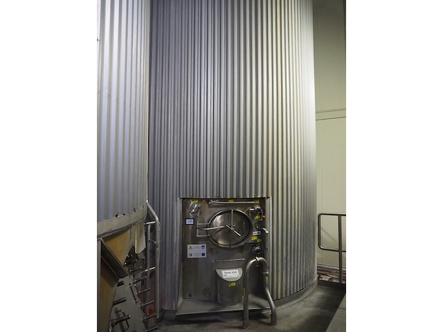 Nn tank - afbeelding 1 van  6