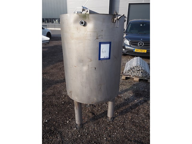 Nn tank - afbeelding 1 van  4