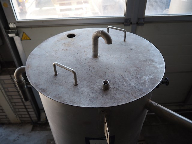 Nn tank - afbeelding 3 van  5