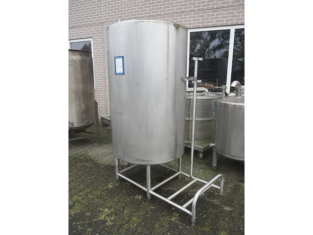 Nn tank - afbeelding 1 van  7