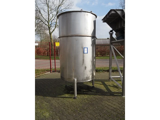 Nn tank - afbeelding 1 van  5