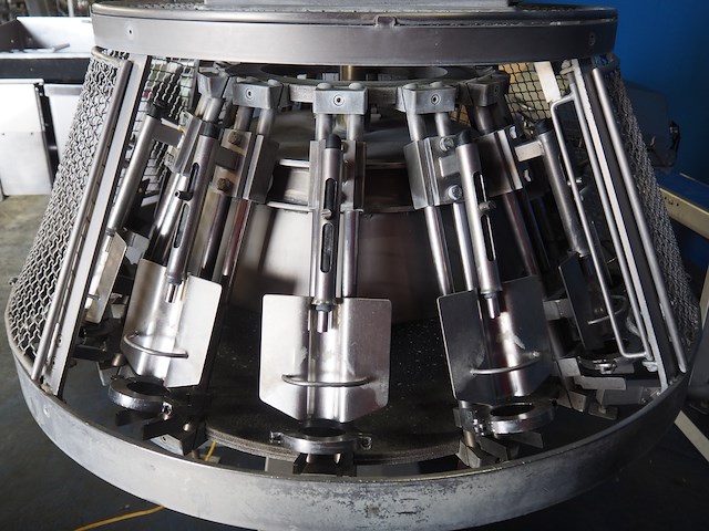 Nn thigh deboner - afbeelding 6 van  10