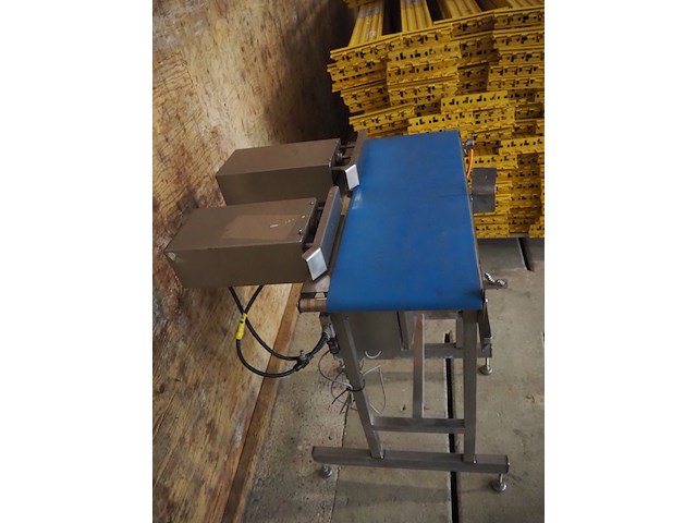 Nn transport belt with rejectors - afbeelding 4 van  8