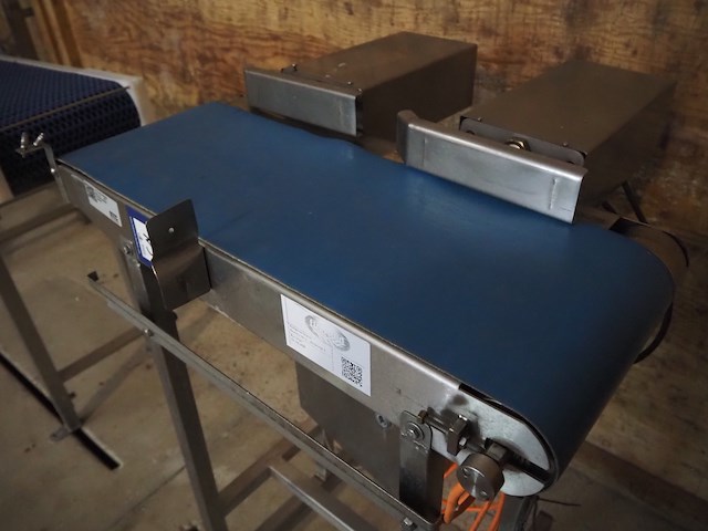 Nn transport belt with rejectors - afbeelding 5 van  8