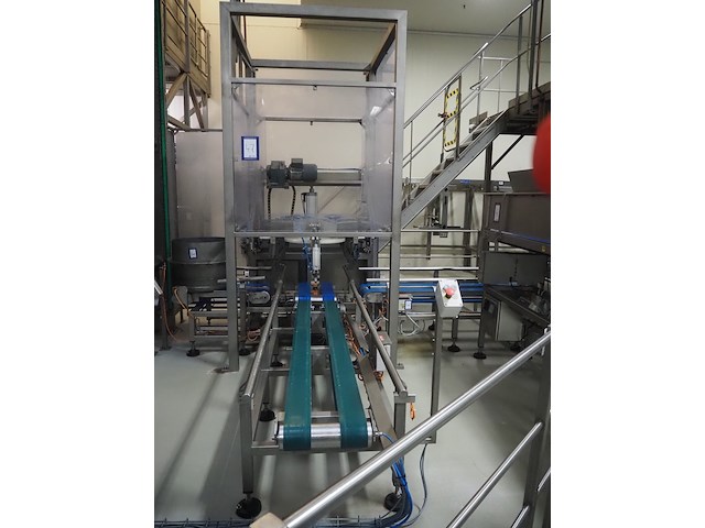 Nn transport system with bin press - afbeelding 1 van  16