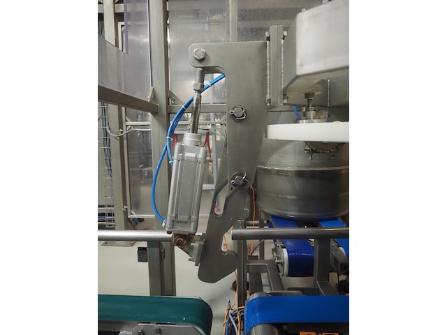 Nn transport system with bin press - afbeelding 16 van  16